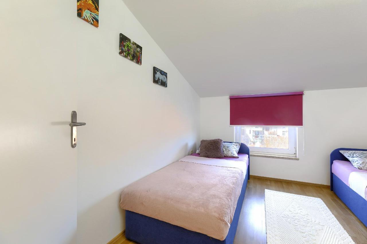 Homestay Pula Exterior foto