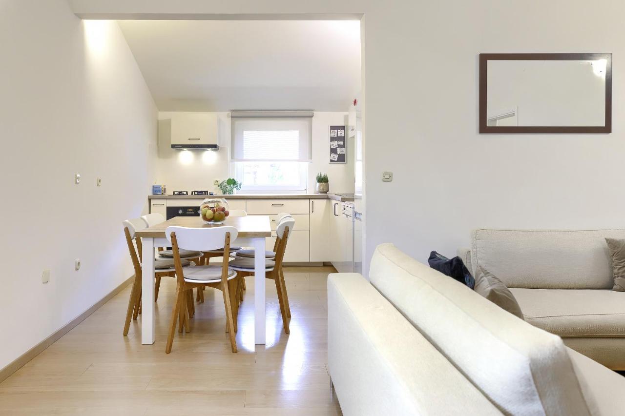 Homestay Pula Exterior foto