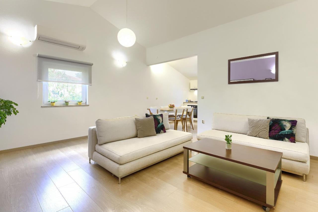 Homestay Pula Exterior foto